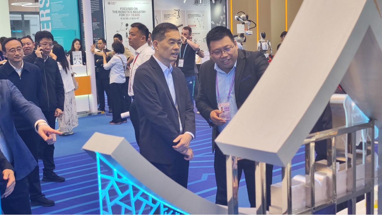 广交会圆满收官！穿山甲机器人全球瞩目，市...