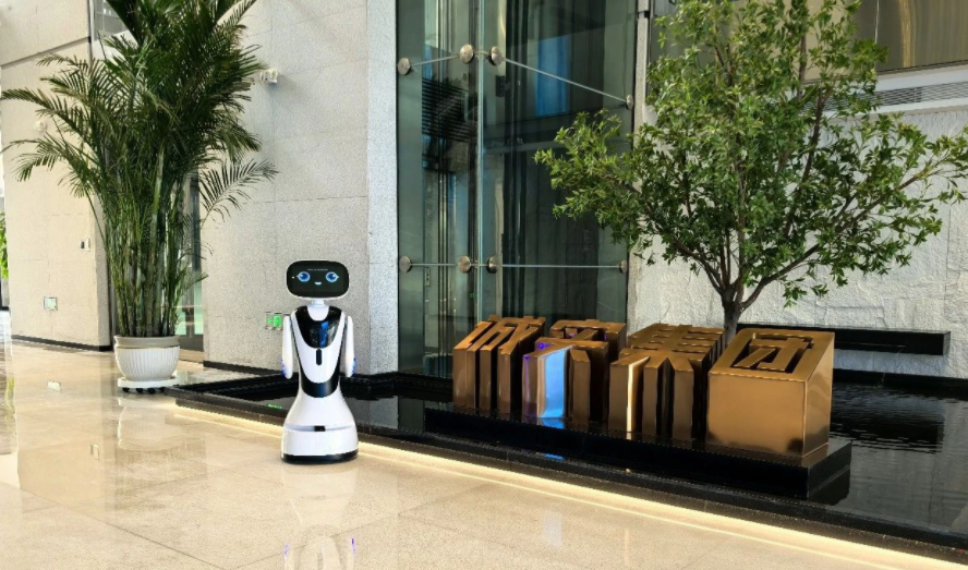 石家庄诚实集团携手穿山甲机器人共创辉煌